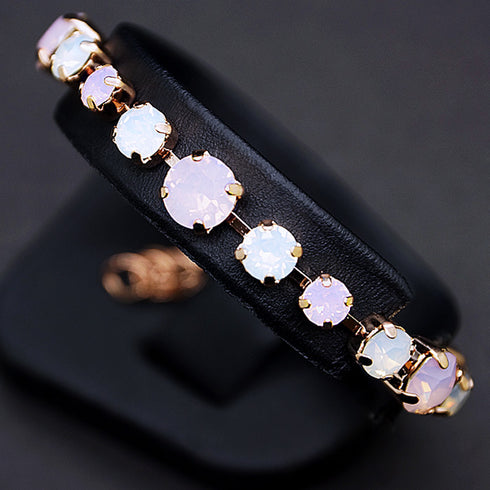 Aproce "Klasika II (Rose Water Opal)" ar Swarovski™ kristāliem